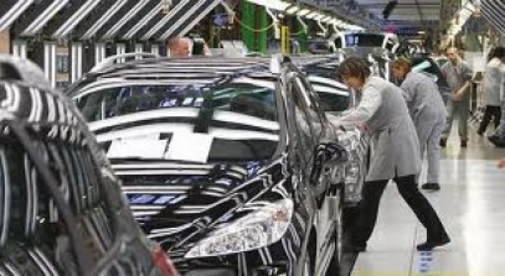Peugeot a ajuns la un acord cu sindicaliştii privind închiderea unei fabrici de lângă Paris